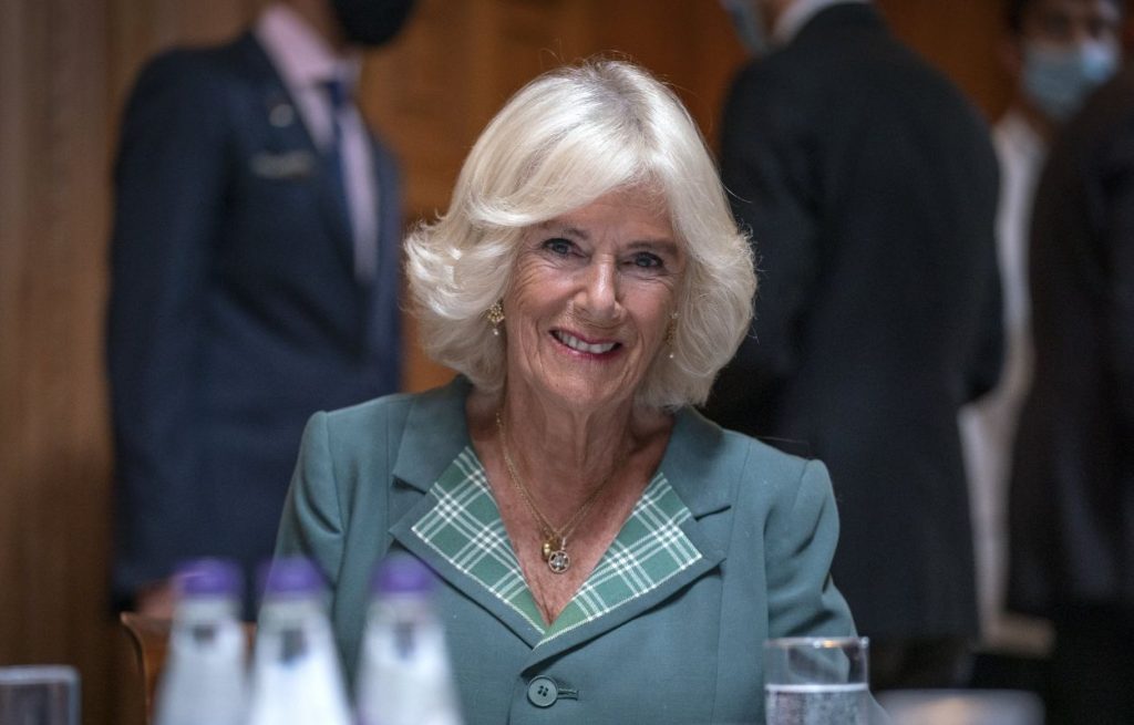 The gesture of Queen Camilla Parker that exposed her anxiety