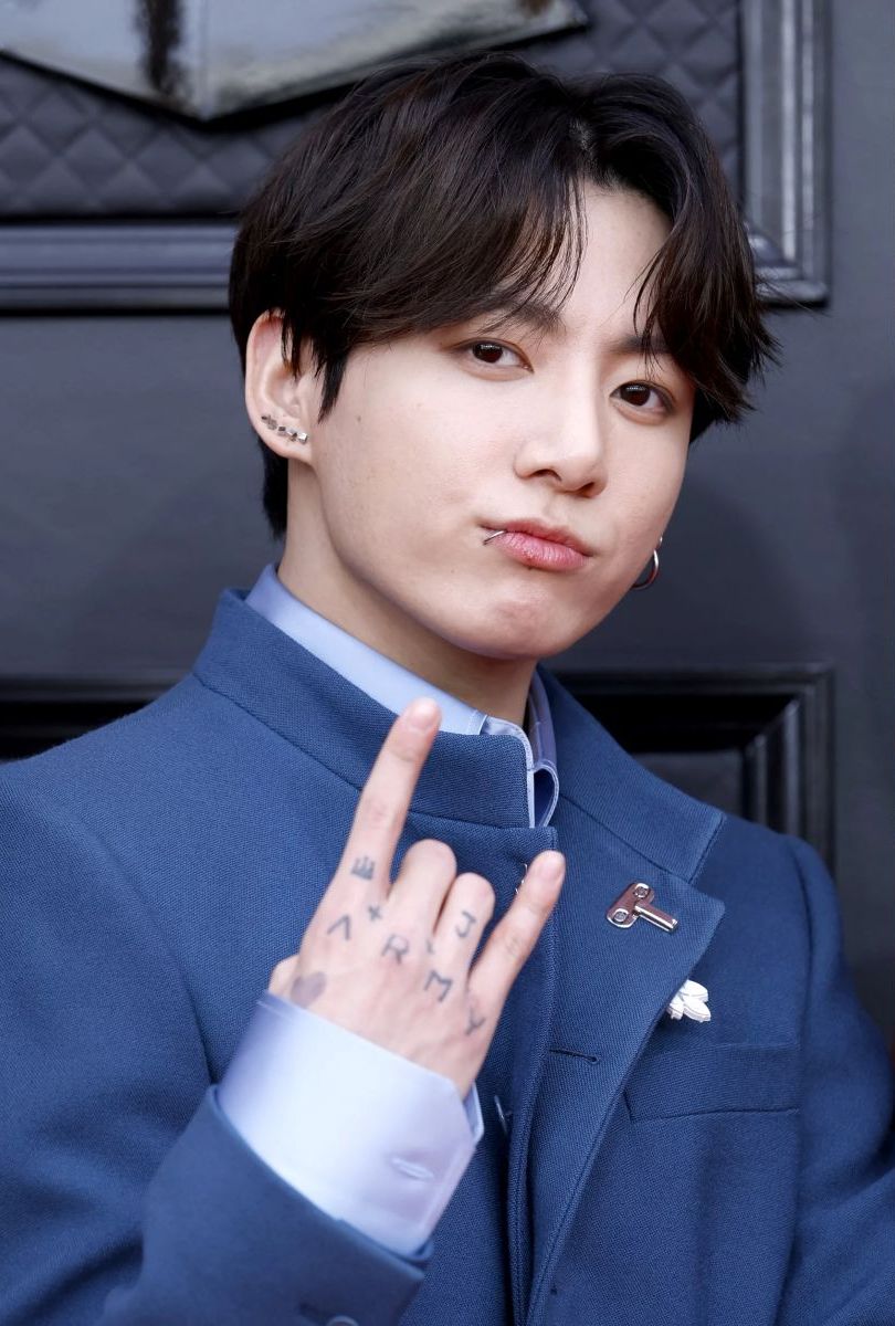 BTS' Jungkook gives forceful response to people who criticize him for modifying his body