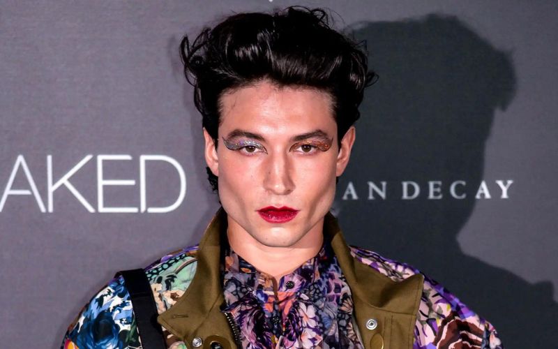 Ezra Miller says that he is the victim after being “unjustly and directly targeted” for allegedly grooming a minor Ezra Miller says that he is the victim after being “unjustly and directly targeted” for allegedly grooming a minor