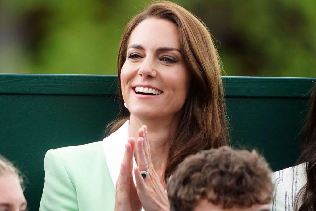 Kate Middleton goes viral for her elegance wearing these sneakers that combine with everything