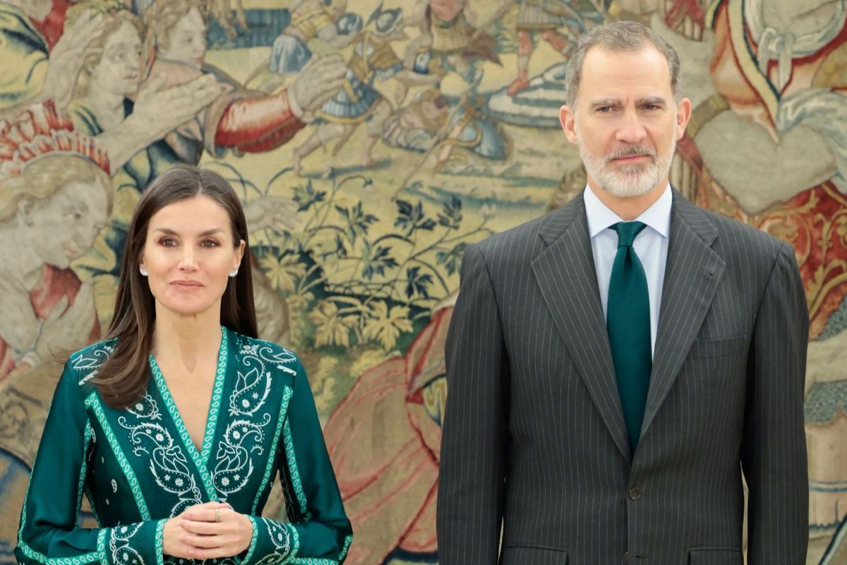 King Felipe VI and Queen Letizia lavish love on their recent public outing