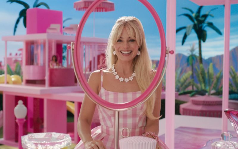 Greta Gerwig completely refused to use CGI to change Margot Robbie’s feet in ‘Barbie’