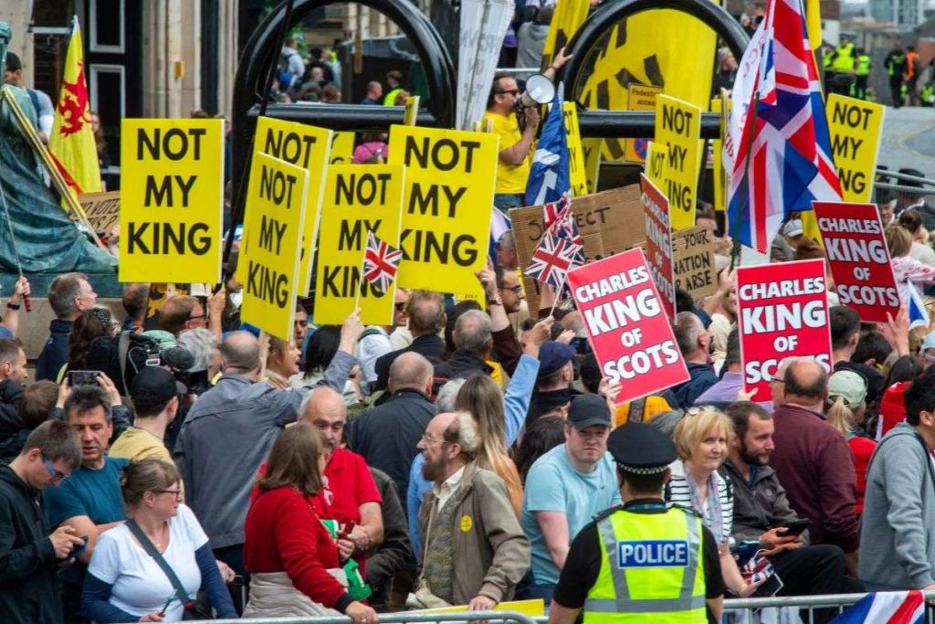 The coronation of King Charles III in Scotland was a battlefield between protesters and supporters