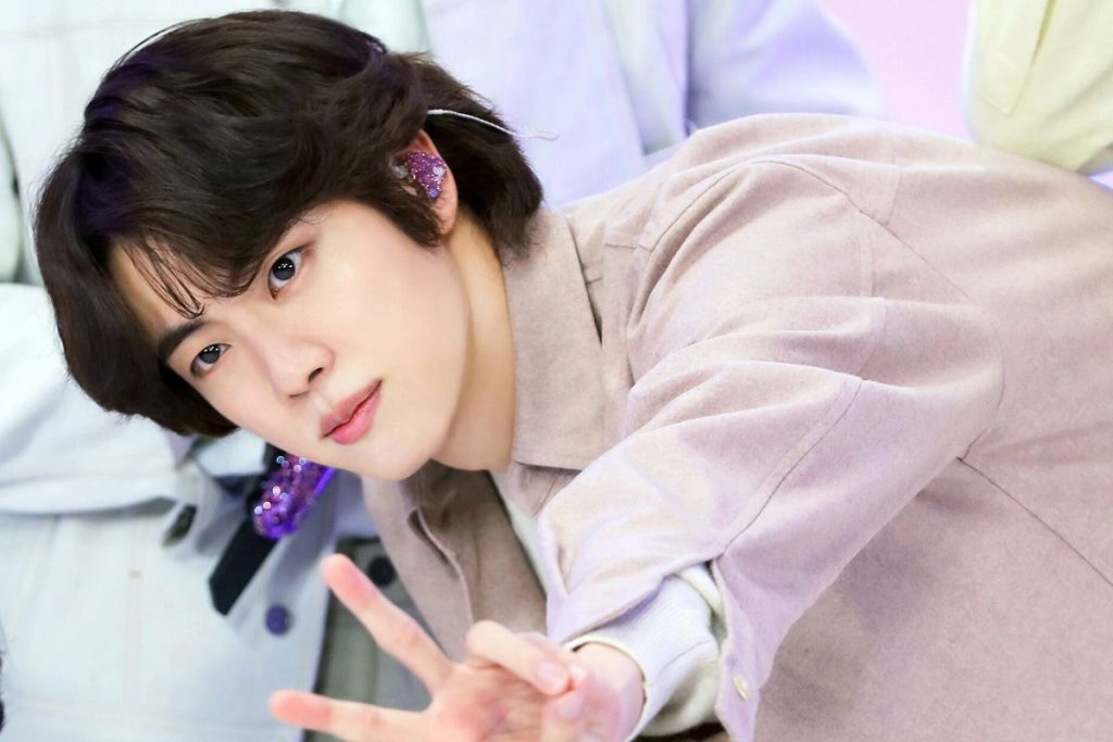 The millionaire amount that the new luxury car of Jin from BTS cost