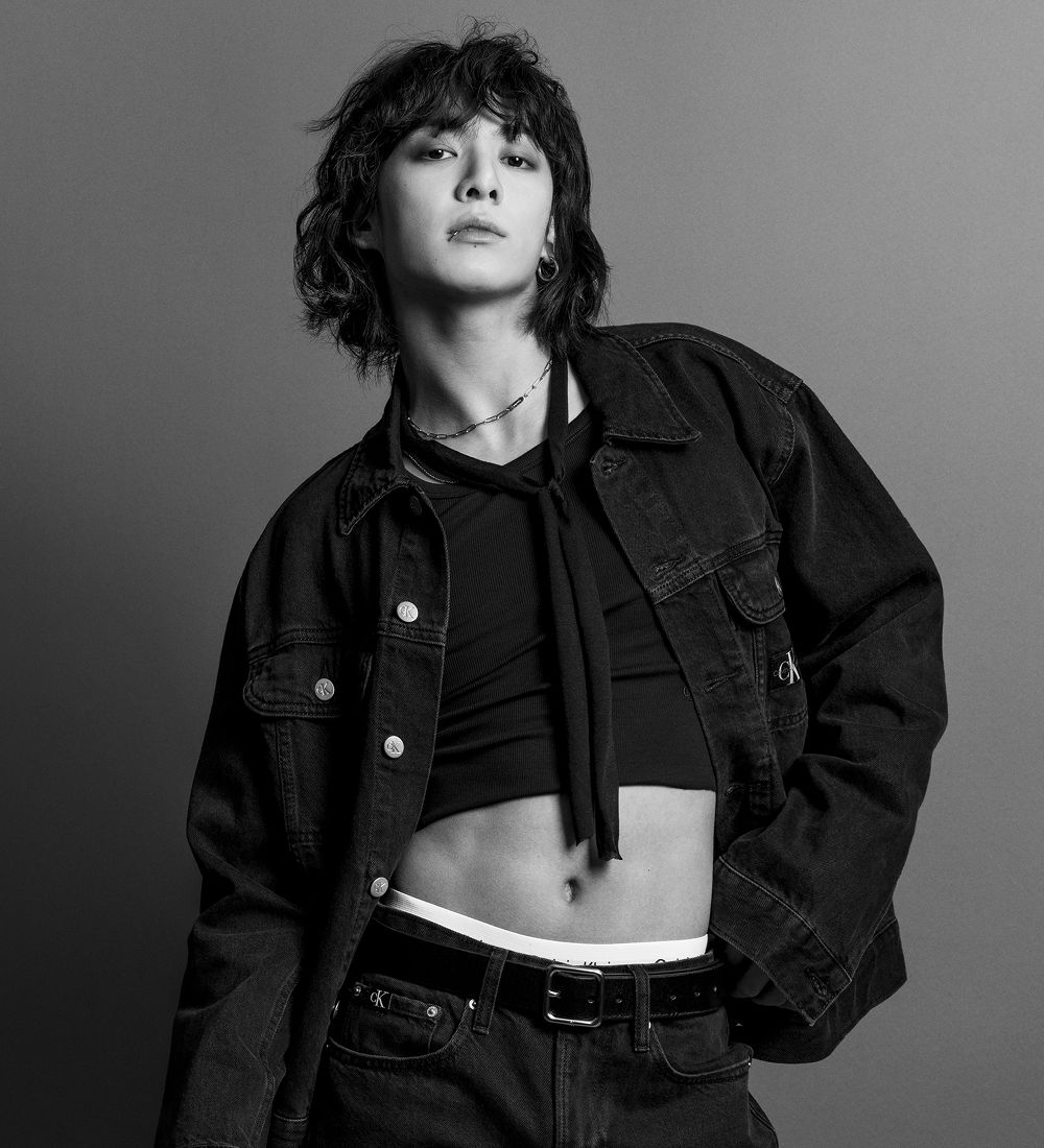 BTS' Jungkook is mistaken for a woman after photos with an androgynous look