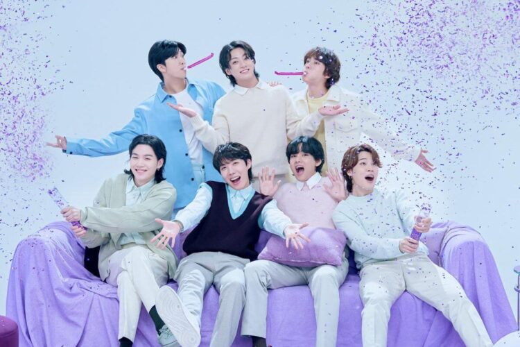  Foto zu BTS would be going on a world tour in 2026, after completing military 