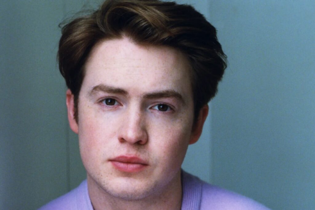 Is the Heartstopper protagonist Kit Connor dating someone in his private life?