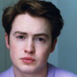 Is the Heartstopper protagonist Kit Connor dating someone in his private life?