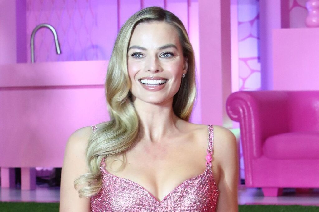 The gigantic amount of dollars that Margot Robbie is earning after starring 'Barbie'