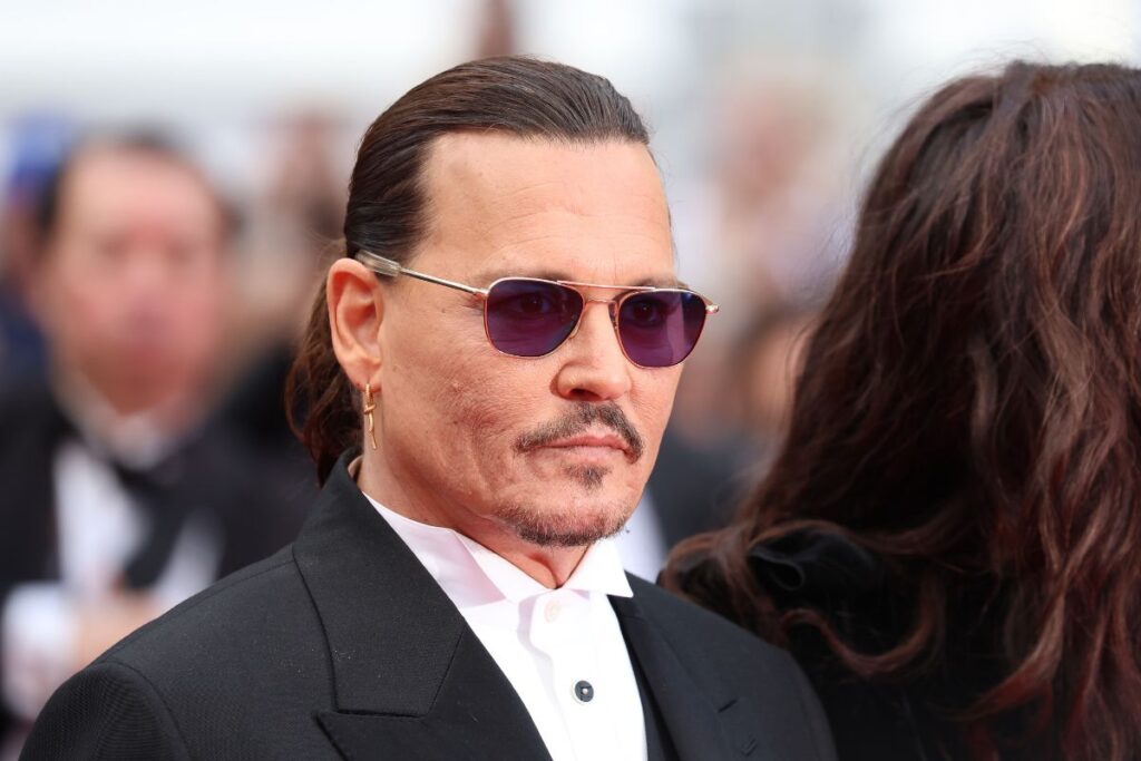 Johnny Depp begins shooting his next film as a director, after 25 years