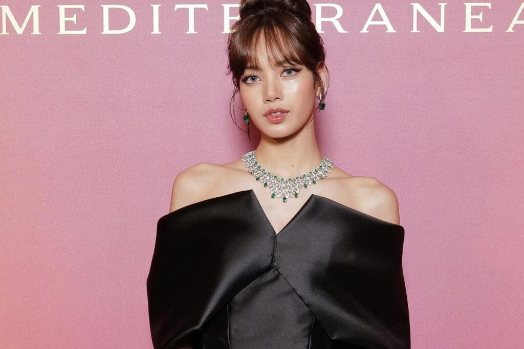 Netizens harshly criticize BLACKPINK’s Lisa for participating in a cabaret