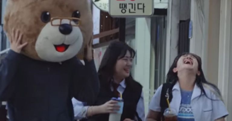 BTS' V dresses up as a bear to surprise Army