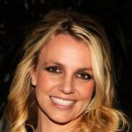 Fans had to call the police after Britney Spears appeared playing with knives on Instagram post