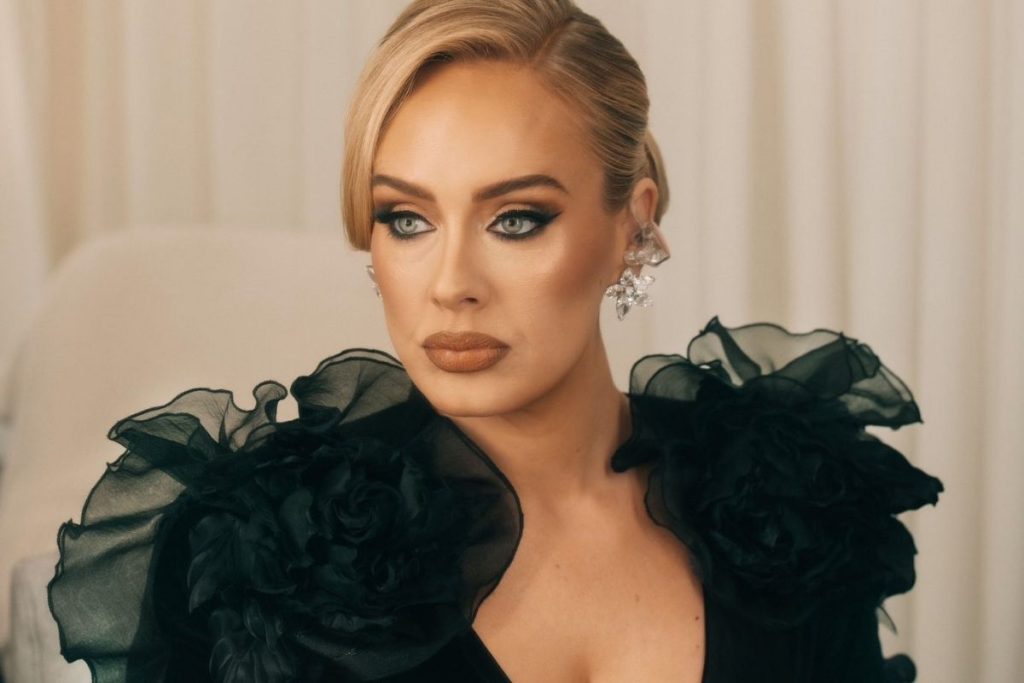 Adele breaks an astonishing record on Spotify