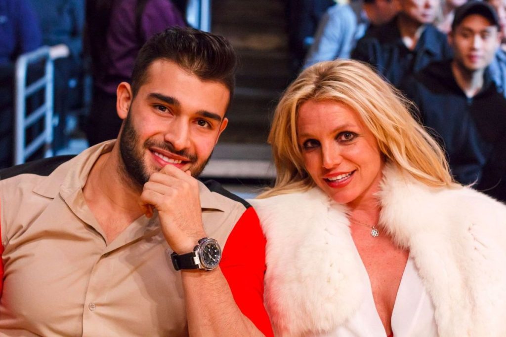 After a scandalous divorce Sam Asghari comments on Britney Spears' memoir