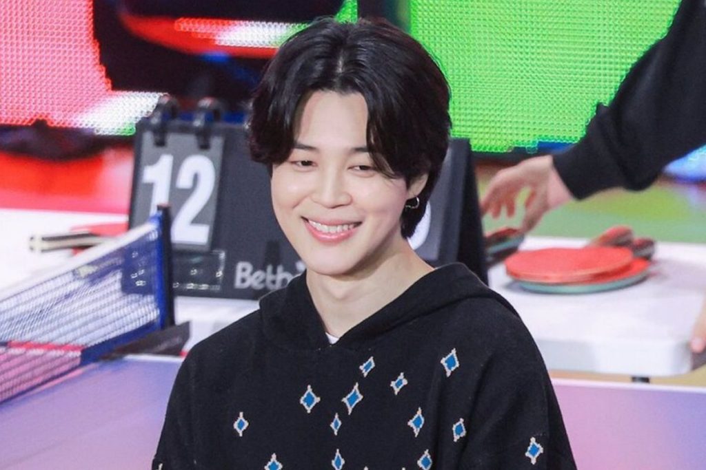 BTS' Jimin poses for the cover of ELLE Korea and talks about his upcoming musical projects