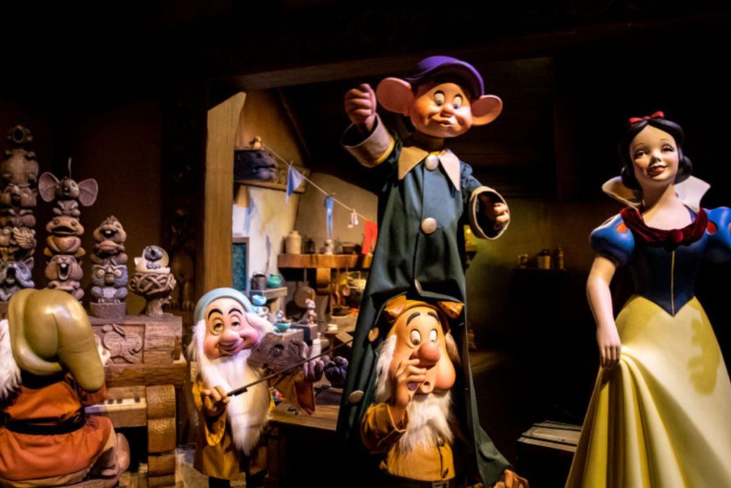 Disney releases image of the new Snow White movie