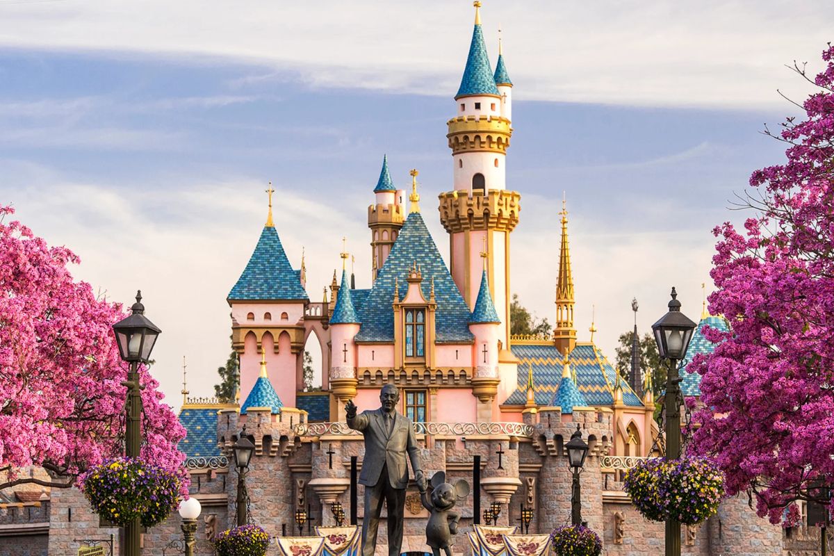 Disneyland raises prices drastically: Even parking increased
