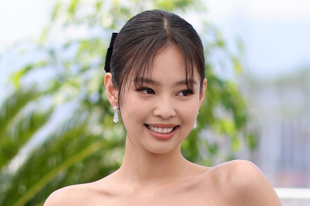 Jennie breaks an astonishing record on YouTube as a K-Pop soloist