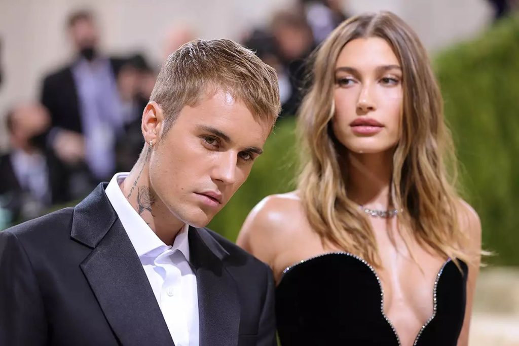 Justin Bieber and Hailey Bieber are looking great with these Halloween costumes