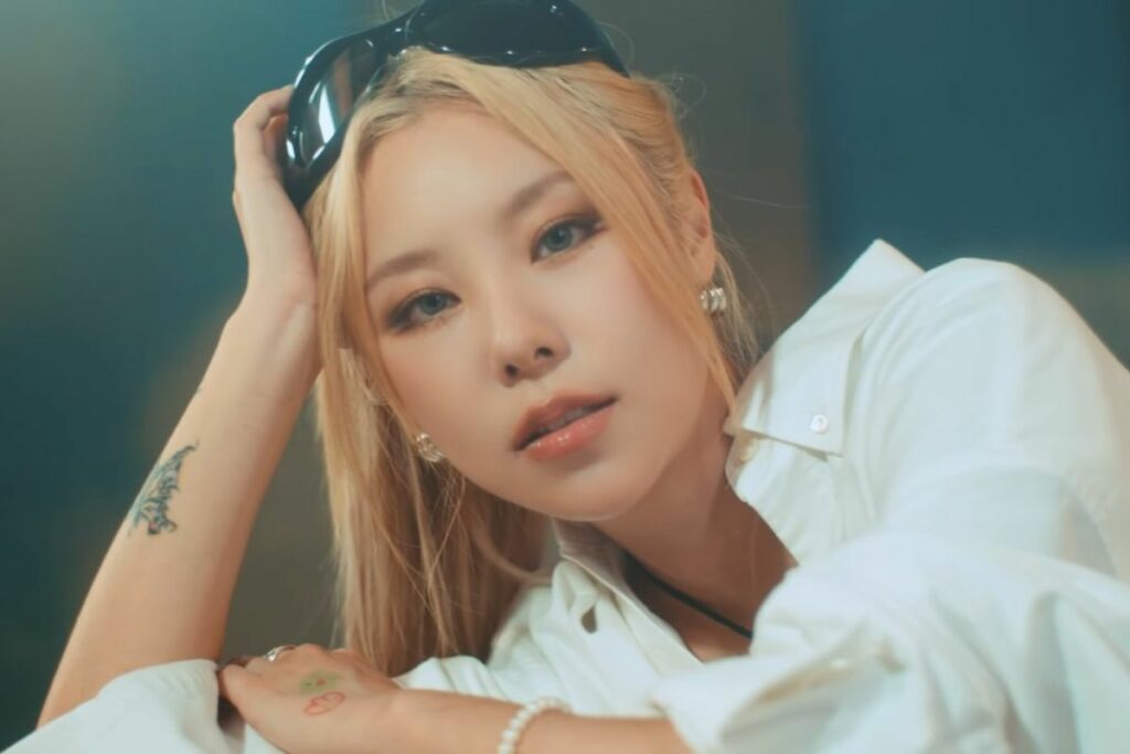 MAMAMOO's Whee In unveiled the “In the Mood” music video teaser