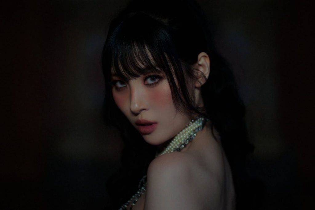 Sunmi finally drops her new song and it is super spooky!