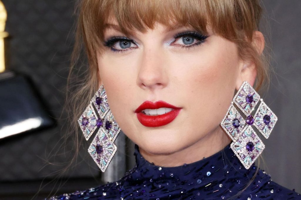 Taylor Swift and her re-recorded albums might change music regulations