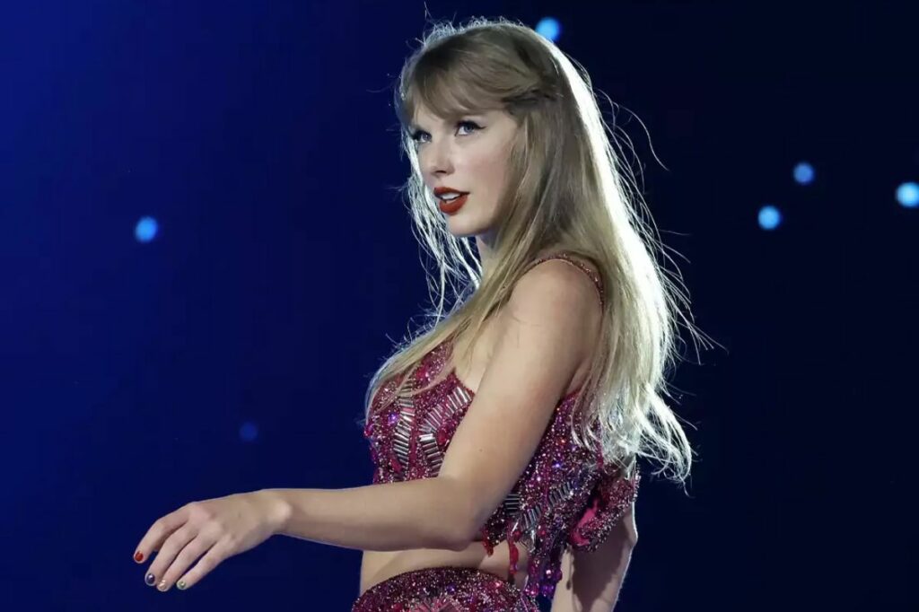 Taylor Swift's 'The Eras Tour' movie worries the film industry with its new achievement