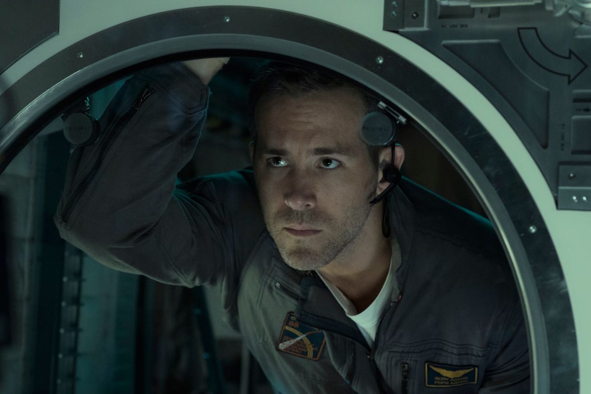 The perfect horror movie starring Ryan Reynolds to kick off October