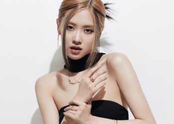 BLACKPINK's Rosé breaks a record as the first Kpop female idol to have two TikTok videos with almost 30 million likes