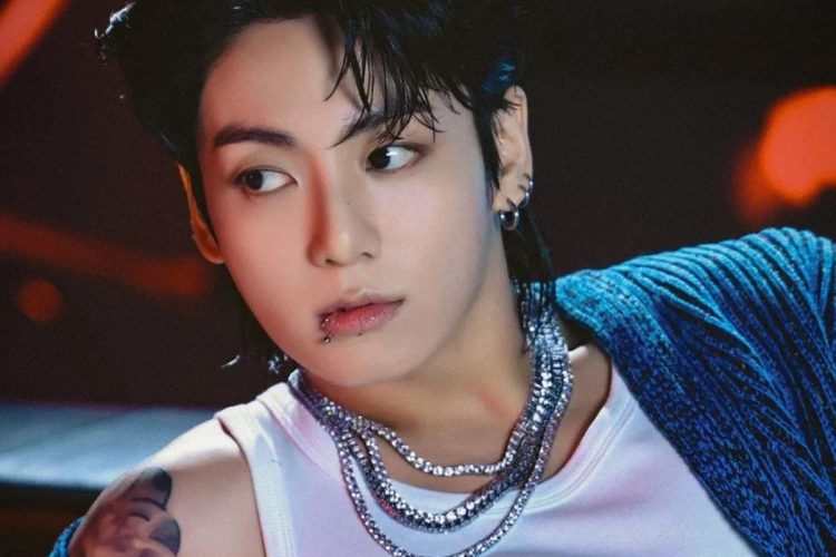 BTS' Jungkook answers if he is a "BOTTOM or TOP" during the GOLDEN listening party