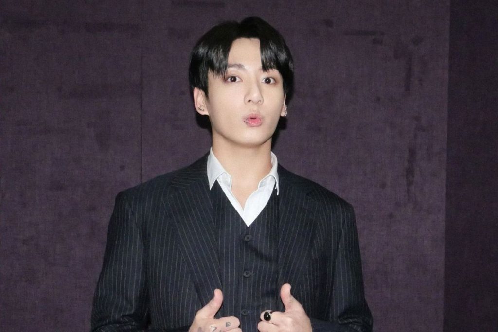 BTS' Jungkook gave an extravagant gift to ARMY made of 24-karat gold