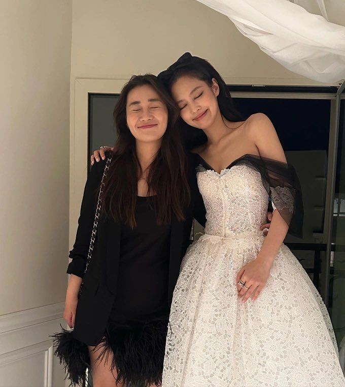 BLACKPINK: Jennie's manager leaves YG Entertainment and the idol files a trademark request