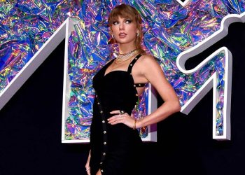 Taylor Swift get the most important facts and records she broke at the 2024 Grammys