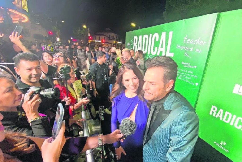 Eugenio Derbez triumphs in Hollywood with his movie Radical