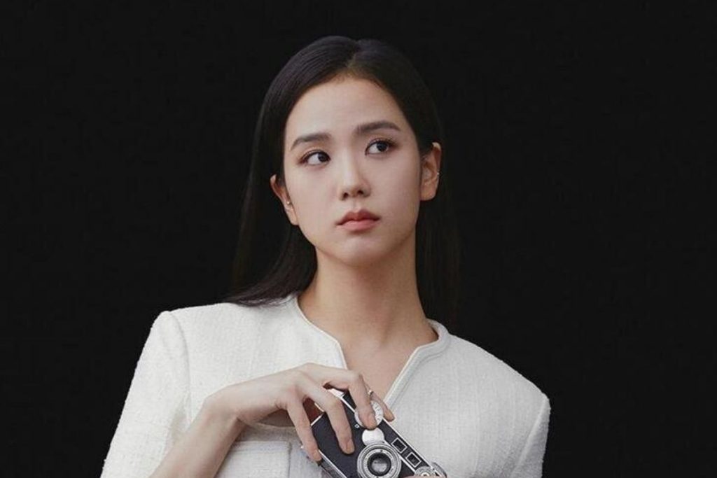 BLACKPINK's Jisoo is selected as the new Dyson ambassador
