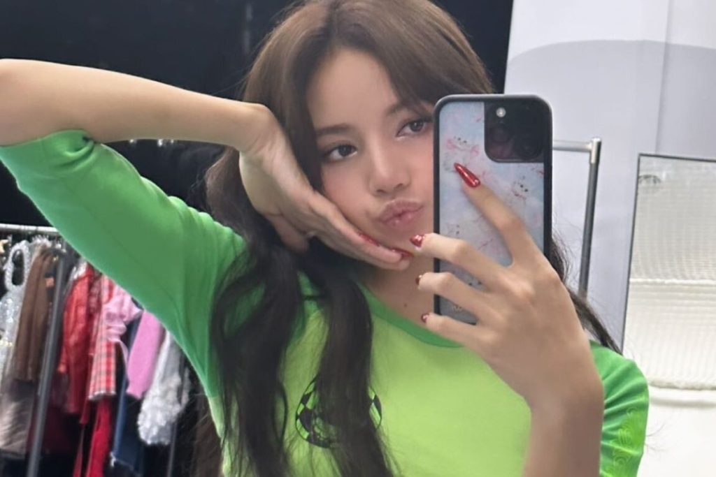 BLACKPINK's Lisa spotted with Samsung chairman's daughter in Thailand