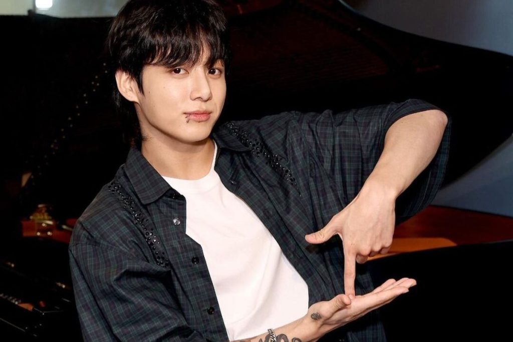 BTS’ Jungkook achieves platinum certification with “GOLDEN” in Japan