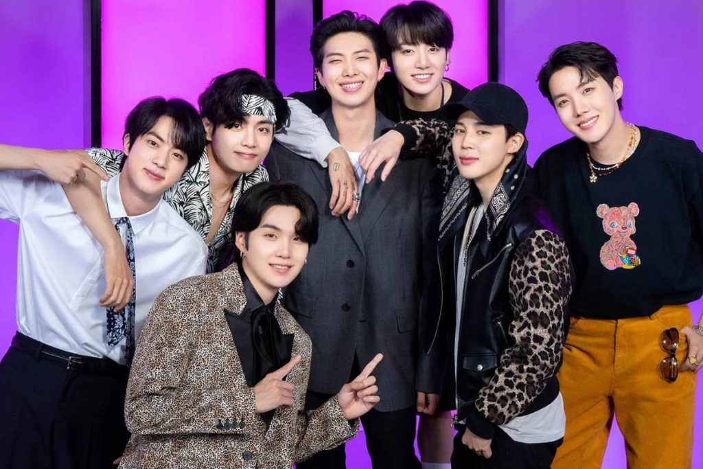 V and Jimin open up about their feelings and talk about the end of a chapter with BTS