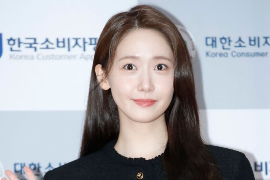 Girls Generation's Yoona goes viral due to her amazing look at the '2023 APAN Star Awards'