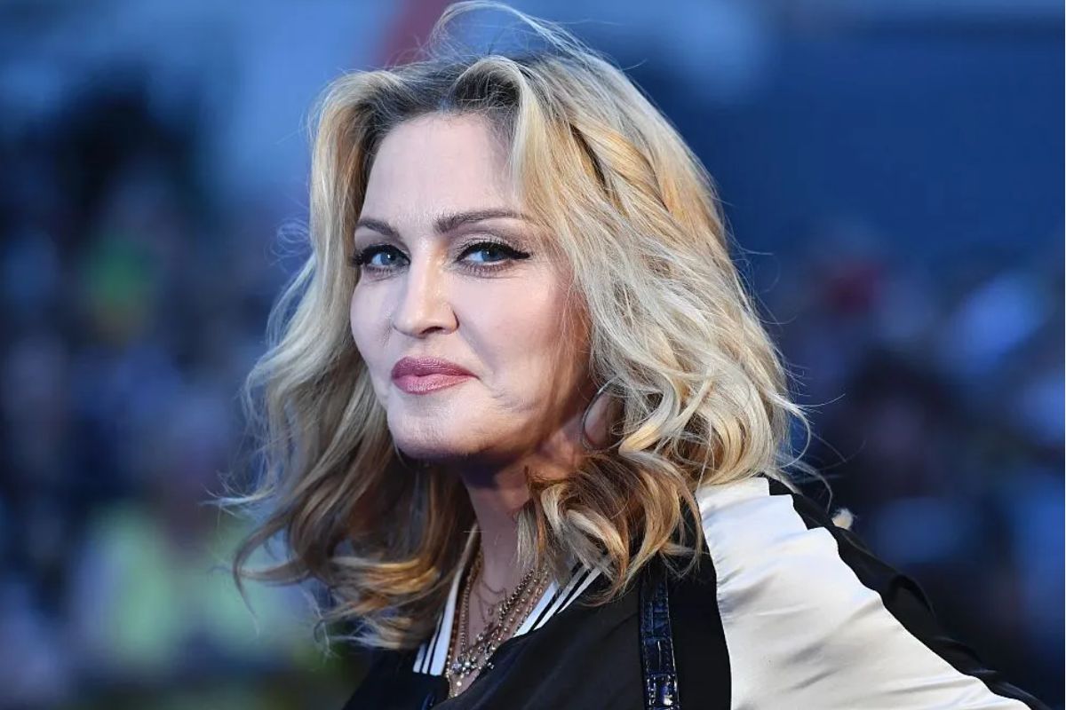 Madonna shouts out a friend who saved her life earlier this year