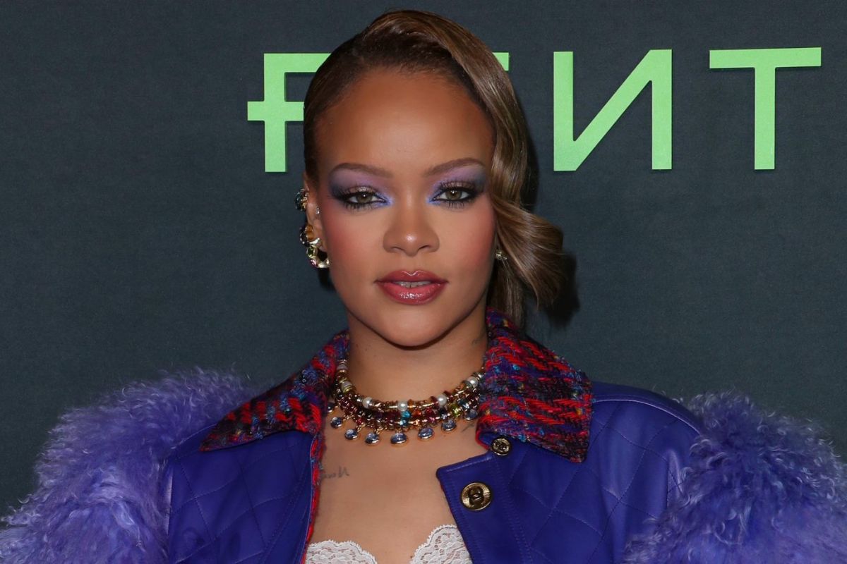 Rihanna dishes on her Super Bowl baby bump and talks plans about having a girl