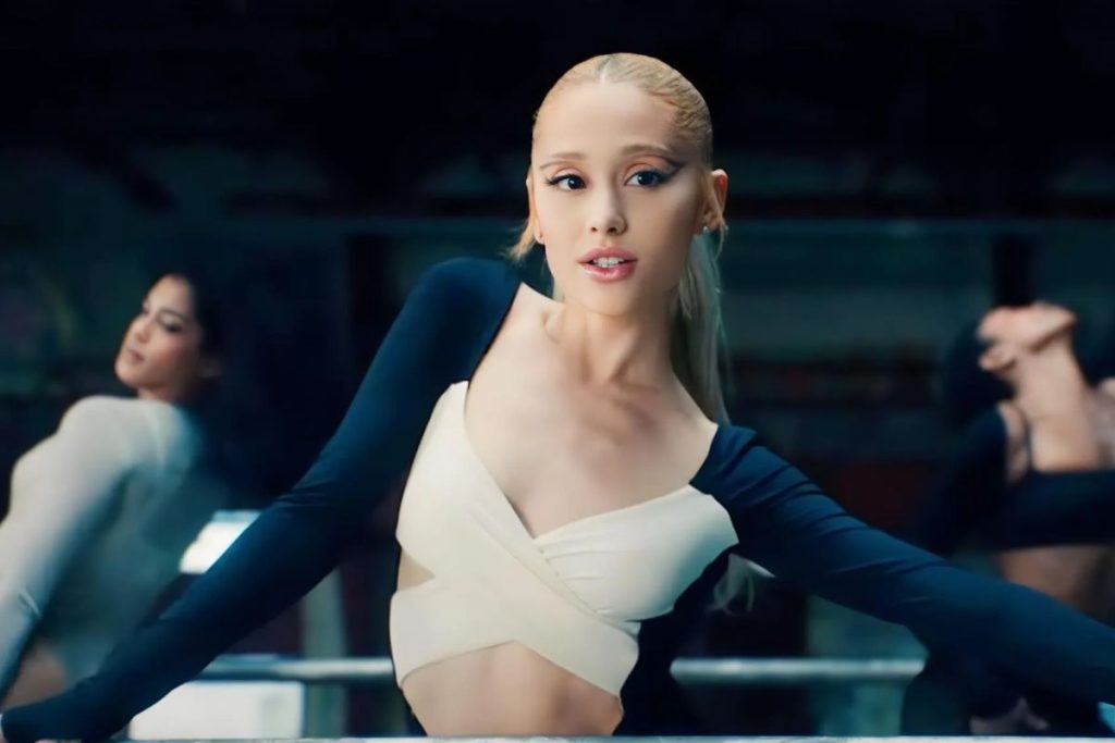 Ariana Grande Announces Seventh Album 'Eternal Sunshine'