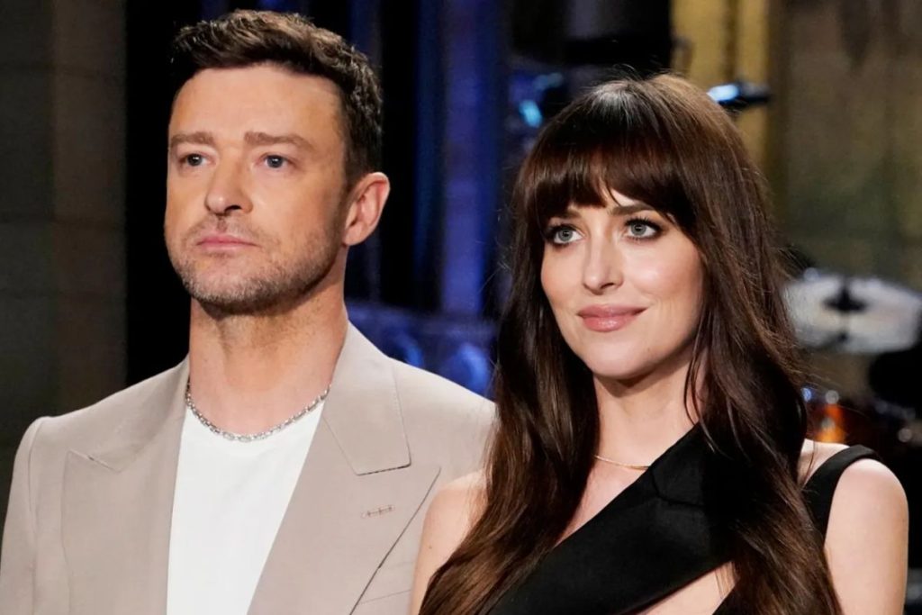 Dakota Johnson mocks Justin Timberlake on SNL