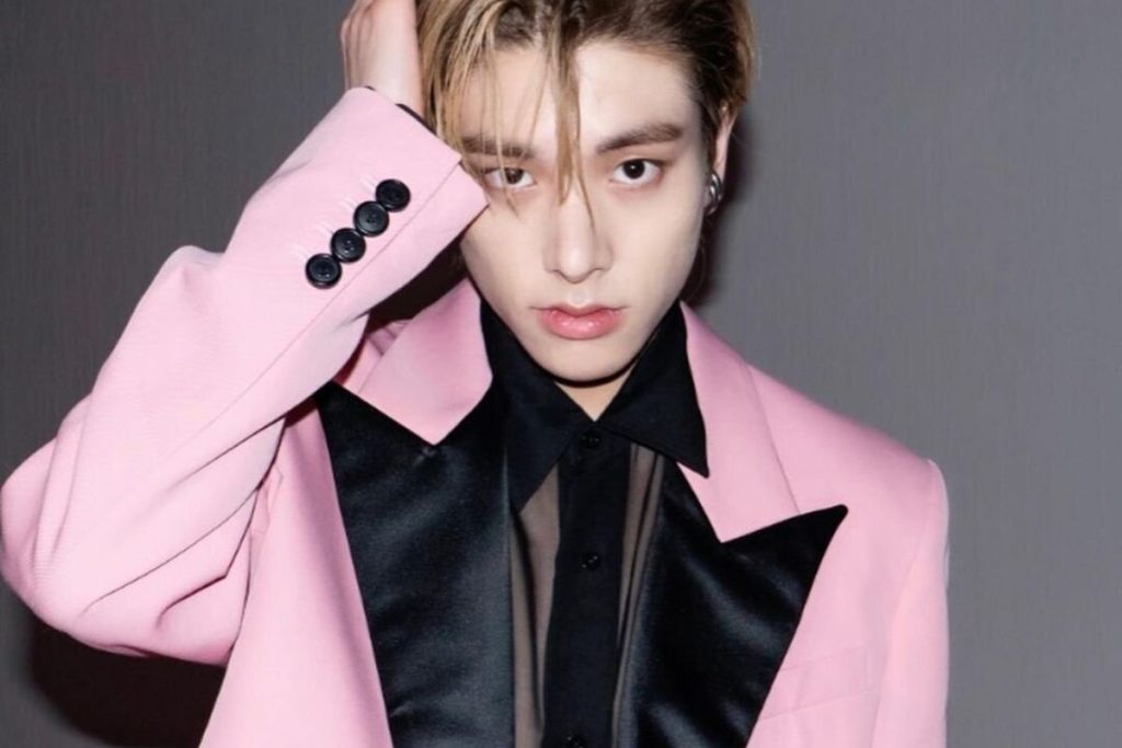 ENHYPEN’s Jake apologizes for drinking Starbucks amid controversy