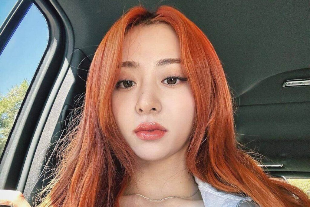 LE SSERAFIM's Yunjin goes viral for her sexy underwear look in a new teaser