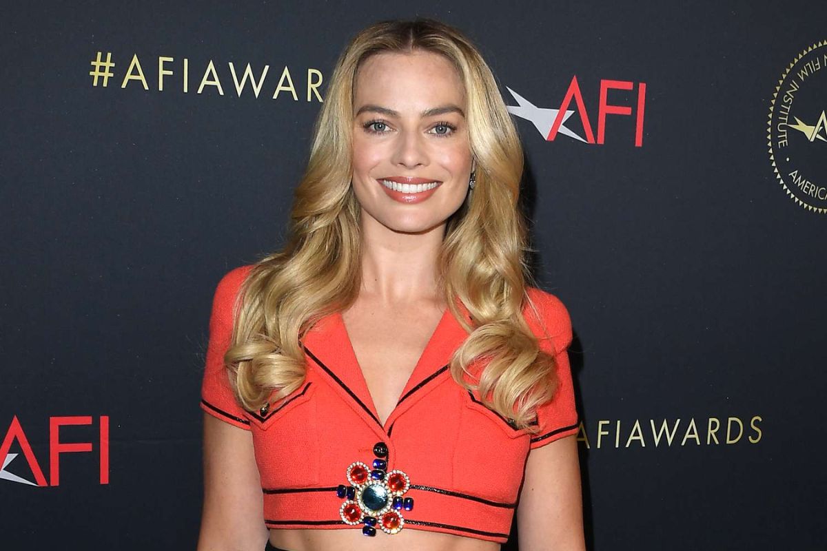 Margot Robbie responds to the controversy over the Oscar's snub: 'Greta should be nominated'
