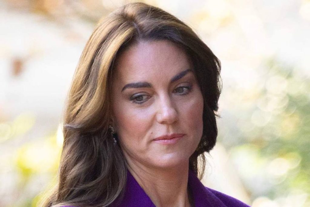 Not even Kate Middleton's closest advisors knew she was going to undergo surgery