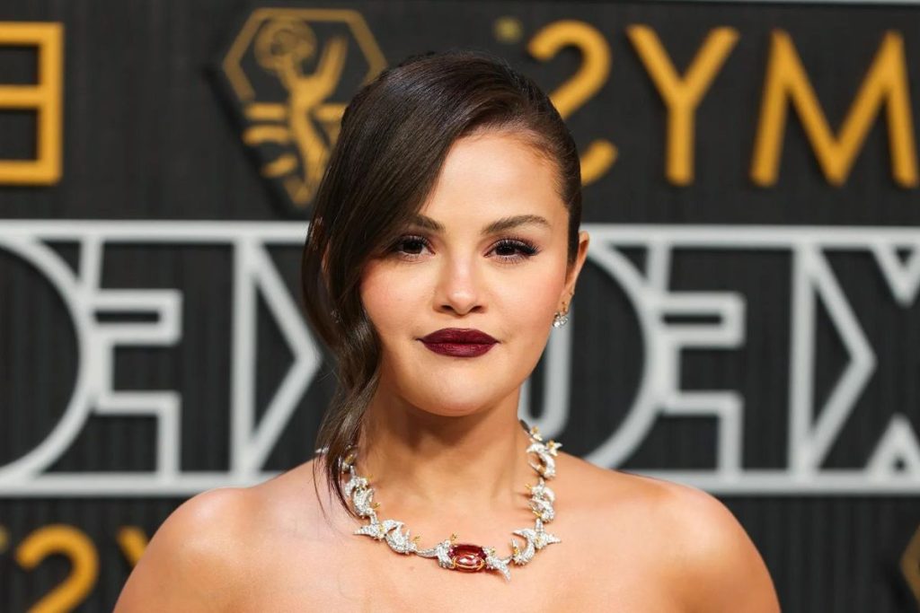 Selena Gomez proudly shows off her impactful physical change