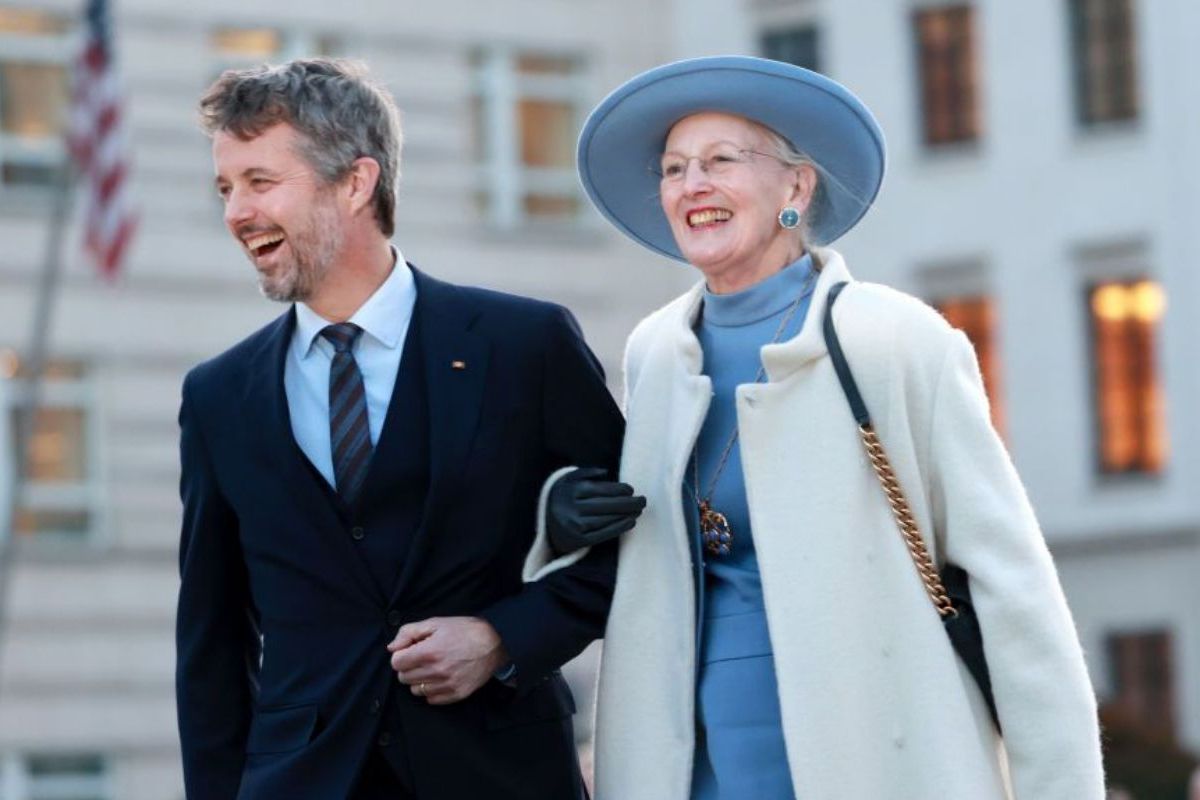 Queen Margrethe of Denmark abdicates after more than 50 years and cedes the throne to her son Frederik